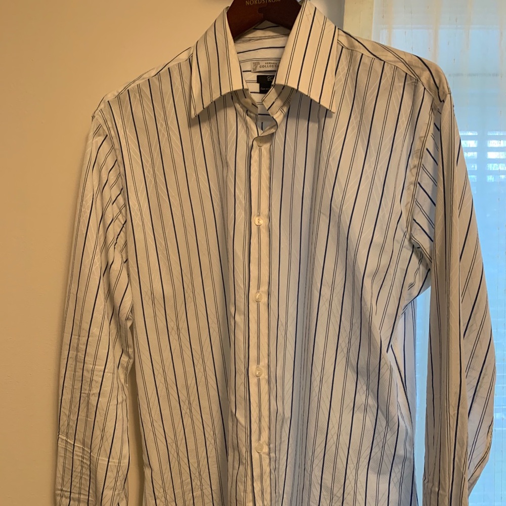 Long sleeves button down shirt